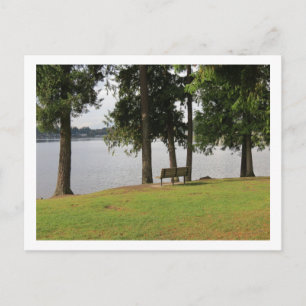 Park Bench bij het Briefkaart van het meer van Mer