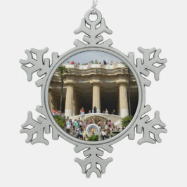 Park Guell in Barcelona Tin Sneeuwvlok Ornament