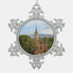 Park Guell in Barcelona Tin Sneeuwvlok Ornament