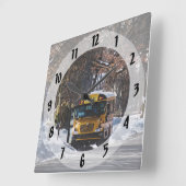 Parked School Bus in Winter Vierkante Klok (Hoek)