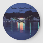 Parker's, Colonial Beach Virginia,  Grote Klok (Voorkant)