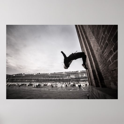 Parkour athlete wall flip San Marco Square Venice Poster (Voorkant)