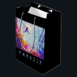Parkour Urban Free Runing Free Styling Sports Art Medium Cadeauzakje<br><div class="desc">Een moderne artistieke impressie van de populaire extreme sport van parkour die in een kleurrijke achterstraat in de stad wordt beoefend.</div>