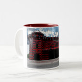 Parque de Bombas de Ponce Tweekleurige Koffiemok (Voorkant links)