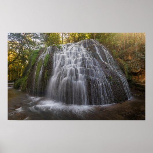 Parque Natural del Monasterio - Waterfall Poster (Voorkant)