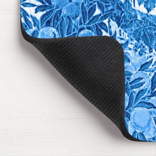 Parrot in a Jungle Setting, Indigo Blue and White Muismat (Hoek)