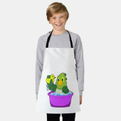 Parrot in Bathtub met Duck Schort (Gedragen)