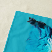 Parrot portrait on a turquoise background strandlaken (In situ)