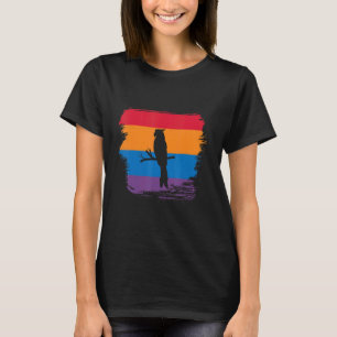 Parrot Shadow Silhouette met kleurrijke vlag T-shirt
