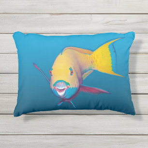 Parrotfish Close-up! Verloopblauwe achtergrond   Buitenkussen