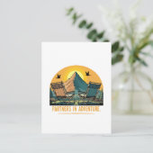Partners in Avontuur | Retro Bergkamperen Briefkaart (Staand voorkant)