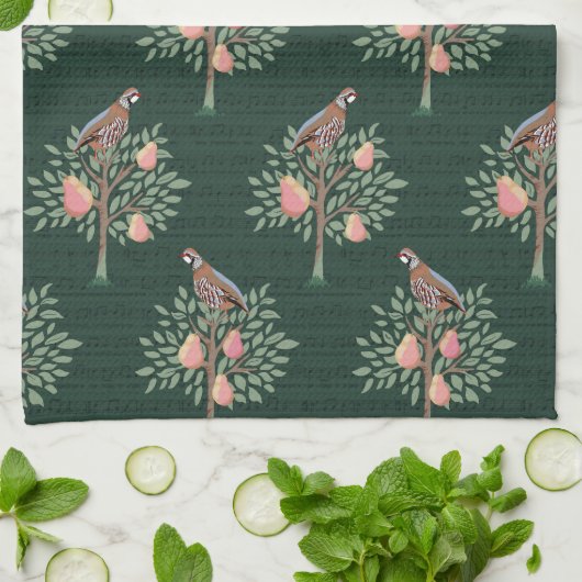Partridge in a pear tree Christmas Carole on green Theedoek (Gevouwen)