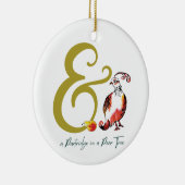 Partridge in een peer Tree Whimsical Ampersand Keramisch Ornament (Rechts)