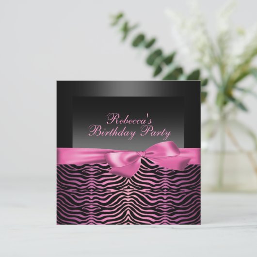 Party Black & Pink Zebra Verjaardagsuitnodiging Kaart (Staand voorkant)