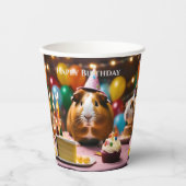Party Guinea Pig viert feest met taart en ballon, Papieren Bekers (Voorkant)