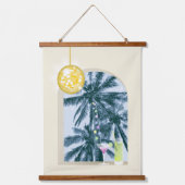 Party Lights Cocktails Disco Ball Palms op Geel Hangend Wandkleed (Voorkant)