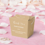 Party Treat Favoriet Box Bedankdoosjes<br><div class="desc">Deze partij gunst box wordt getoond in een twig kleur. Pas dit item aan en wijzig de voorbeeldtekst in de jouwe. Tip: Voeg gewoon je geweldige lekkernijen toe en voeg wat feestelijk lint toe.</div>