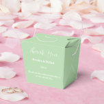 Party Treat Favoriet Box Bedankdoosjes<br><div class="desc">Deze partij gunst box wordt getoond in een elegante salie kleur. Pas dit item aan en wijzig de voorbeeldtekst in de jouwe. Tip: Voeg gewoon je geweldige lekkernijen toe en voeg wat feestelijk lint toe.</div>