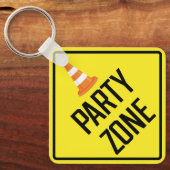 Party Zone Metalen Vierkante Sleutelhanger (Voorkant)