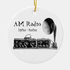 Pas  AM RadioOntvanger aan Keramisch Ornament