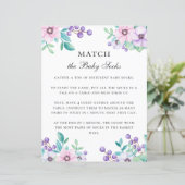 Pas de baby sokken aan. Baby shower spel. Floral (Staand voorkant)