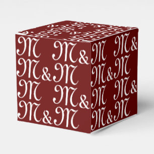 Pas de Initialen-monogram van ons paar aan. Bedankdoosjes