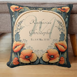 Pas getrouwd  Bloemen Monogram Poppy Art Nouveau Kussen<br><div class="desc">Deze Pas getrouwd Floral Monogram Poppies Art Nouveau Sierkussen heeft heldere oranje klaprozen met groene stengels op een donkergroene achtergrond, het omlijsten van een Custom Monogram Initiaal, Couple's Names en Wedding Date op een beige crème achtergrond. Het kunstwerk is in de stijl van Art Nouveau met delicate scrollwork en gedurfde...</div>