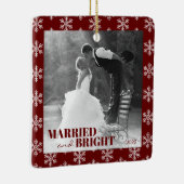 Pas getrouwd Eerste Kerstfeest Gehuwd en helder Keramisch Ornament (Rechts)