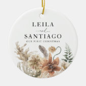 Pas getrouwd eerste kerstfoto Boho Keramisch Ornament (Voorkant)