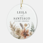 Pas getrouwd eerste kerstfoto Boho Keramisch Ornament (Links)