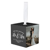 Pas getrouwd eerste kerstfoto ornament (Voorkant hoekig)