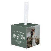 Pas getrouwd eerste kerstgroen decoratie (Voorkant hoekig)