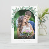 Pas getrouwd Foto Arch Forever Merry Greenery Feestdagenkaart (Staand voorkant)
