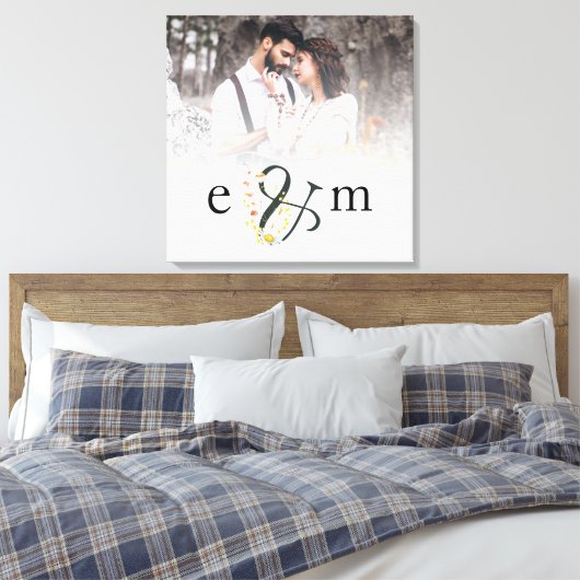 Pas getrouwd Foto Overlay Initialen Ampersand Wedd Canvas Afdruk (Insitu (Slaapkamer))