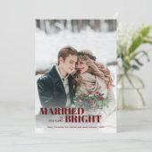 Pas getrouwd, gehuwd en helder kerstfeest feestdagenkaart (Staand voorkant)