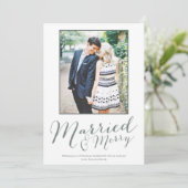 Pas getrouwd Gingham Foto Modern Married Merry Feestdagenkaart (Staand voorkant)