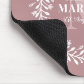 Pas getrouwd Keepomwille Couple Pink WreatMonogram Muismat (Hoek)