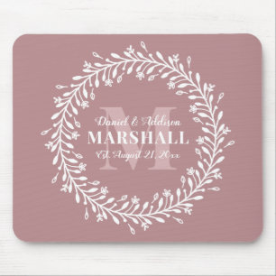 Pas getrouwd Keepomwille Couple Pink WreatMonogram Muismat