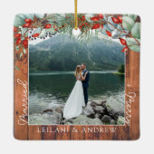 Pas getrouwd Kerstfoto Waterverf Holly Rustic Keramisch Ornament (Achterkant)