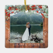 Pas getrouwd Kerstfoto Waterverf Holly Rustic Keramisch Ornament (Voorkant)