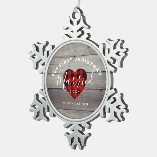 Pas getrouwd Rustic Names eerste kerstfeest Tin Sneeuwvlok Ornament (Rechts)