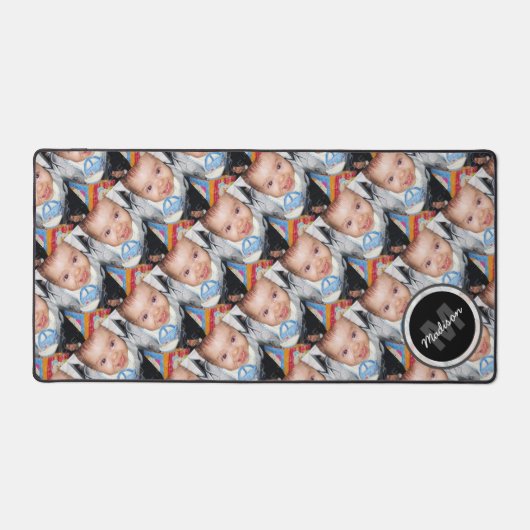 Pas het met Uw Monogram van het fotopatroon aan Bureaumat (Voorkant)