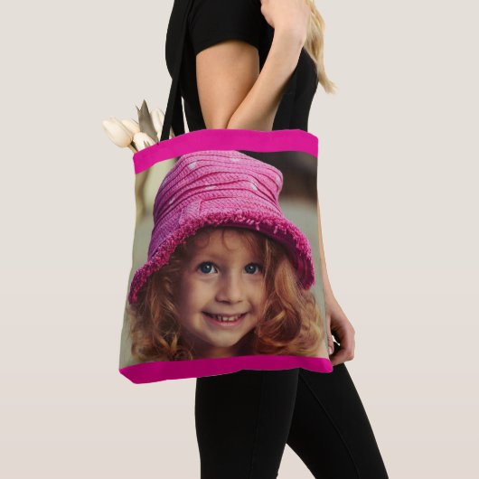 PAS HET TAS VAN UW KINDERFOTO AAN (Dichtbij)