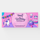 Pas Hispanic Meisje Verjaardagsfeestviering aan Spandoek (Horizontaal)