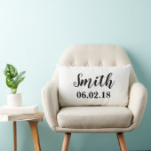 Pas huwelijksdatum slaapkamerkussen aan kussen (Stoel)
