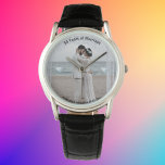 Pas Mannen Foto Watch 50th Jubileum aan Horloge<br><div class="desc">Pas Mannen Foto Watch 50th Jubileum Gifts aan Het afbeelding laat een gepersonaliseerd mannen zien, zorgvuldig ontworpen om een gedenkwaardig verjaardagscadeau te zijn voor uw geliefde man. Dit voortreffelijke tijdstuk combineert elegantie en verfijning, waardoor het een opmerkelijk accessoire is dat zijn aandacht zal trekken. Het horloge is een symbool van...</div>