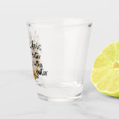 Pas naamgitaar met zonnebloem aan shot glas (Rechts)