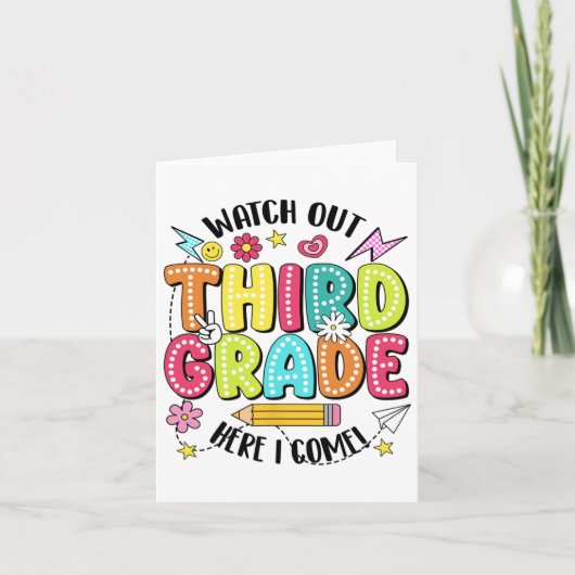 Pas op, groep 3, ik kom eraan, eerste dag terug na kaart (Voorkant)