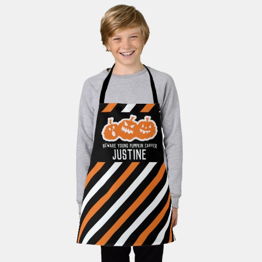 Pas op jonge pompoen carver bang pompoen strepen schort (Gedragen)