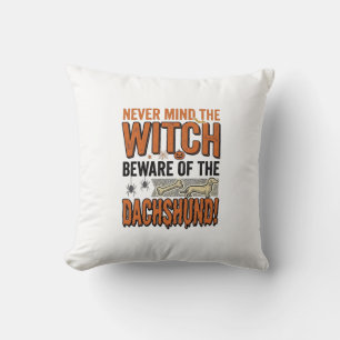 Pas Op Voor De Dachshund Halloween Heks Shirt_1 Kussen
